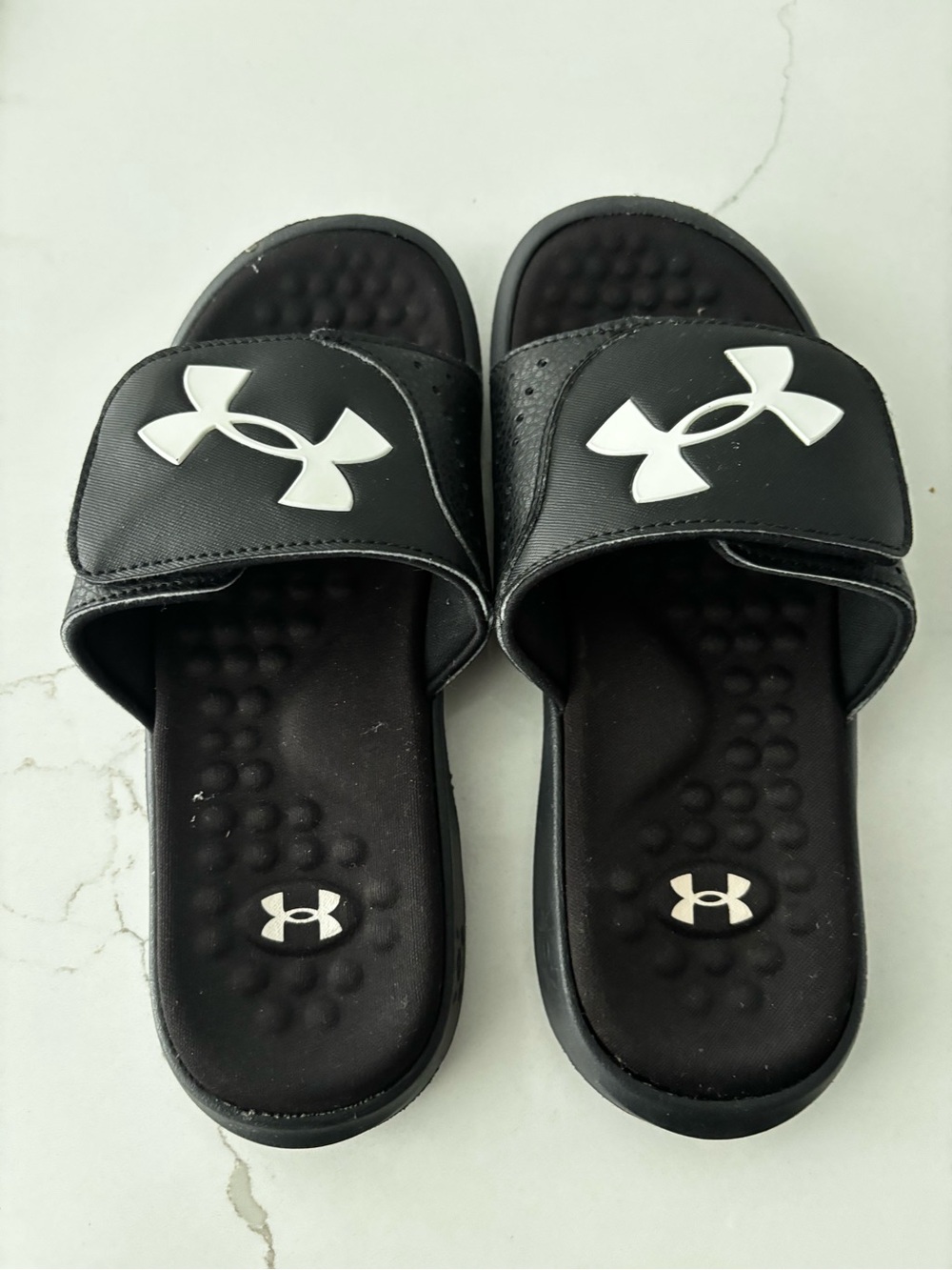 Under Armour sandals, size 4Y